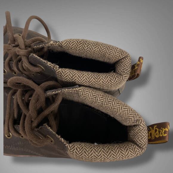 Women's Size 6  DR. MARTEN"S Maelly Brown Leather Herringbone Collar Boots EUC - Picture 3 of 9